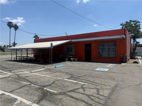 15542 San Bernardino Avenue Fontana CA 92335