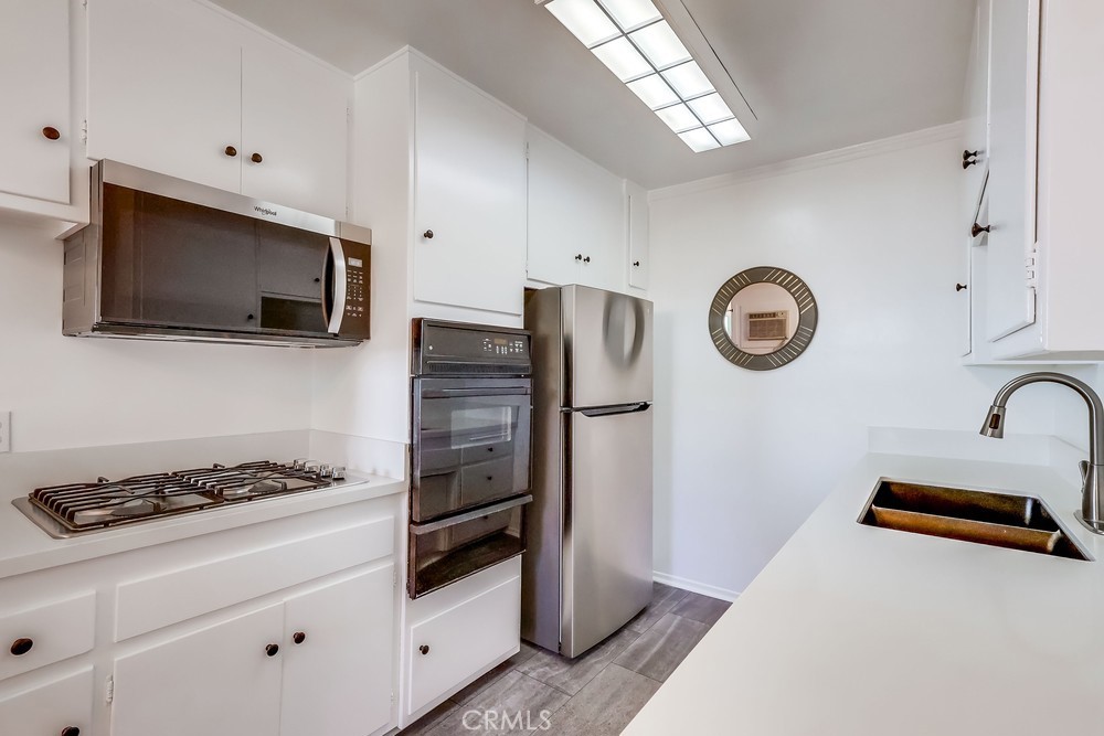 241 S Avenue 57 110