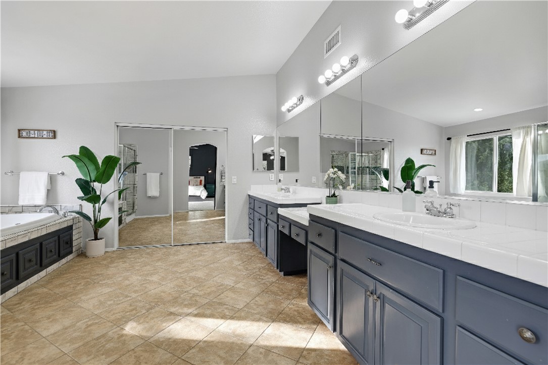 Cedarpoint@Northlake (CDPT) - Residential