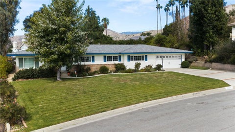 Tiny photo for 6614 Summit DR, Highland, CA 92346 (MLS # CV26221570)