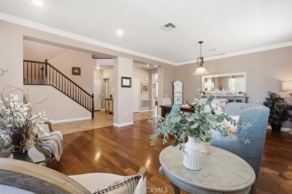 34662 Elmwood
