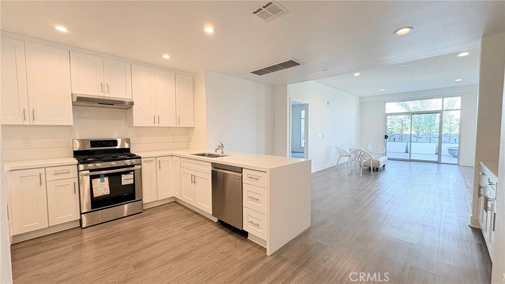 56 E Duarte Road #320 RD