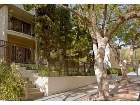 Photo of 631 San Jose Ave #F, Burbank, CA 91501 (MLS # SR26067953)