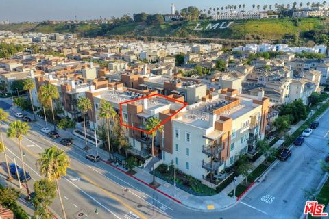 Photo of 12920 Runway Road #360, Los Angeles, CA 90094 (MLS # 26807547)