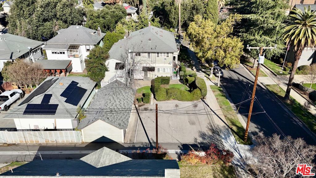 101 W Fern Avenue