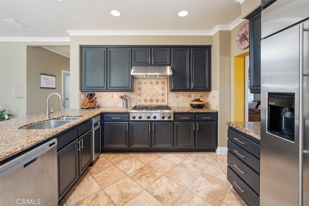 23707 Bluestone