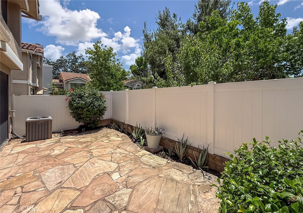 Capri West Oaks (832) - Residential