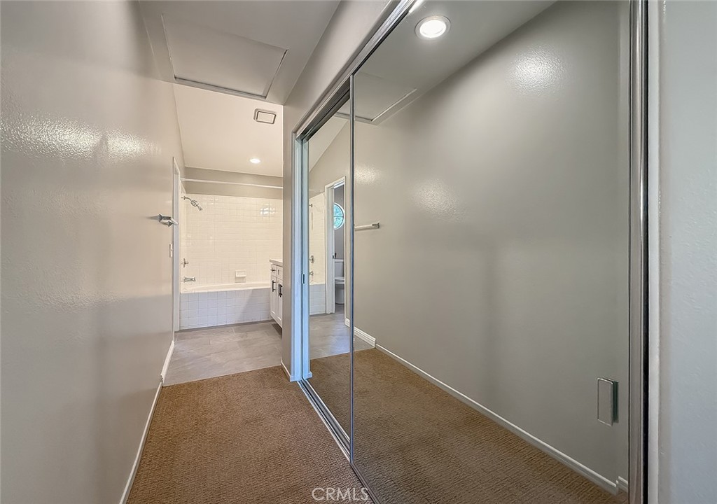 Capri West Oaks (832) - Residential