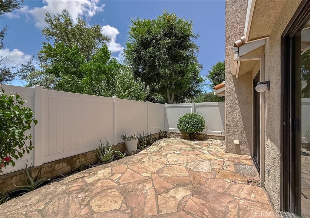 Capri West Oaks (832) - Residential