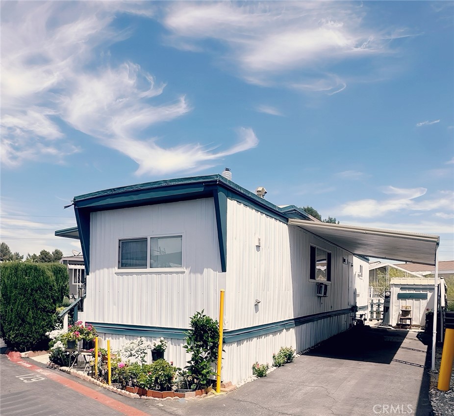 11101 Imperial Hwy 129