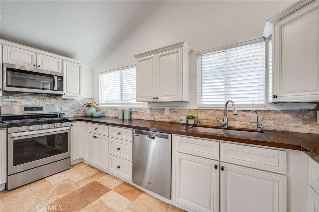 769 W Wilson, Costa Mesa CA 92627 - Photo 8