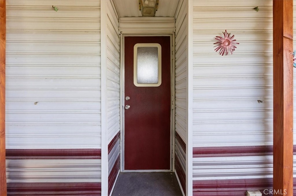 1980 E Main Street 35
