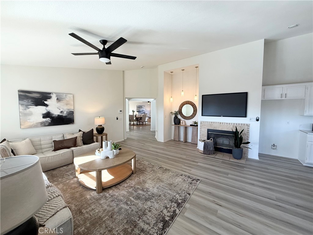 25491 Mountain Springs