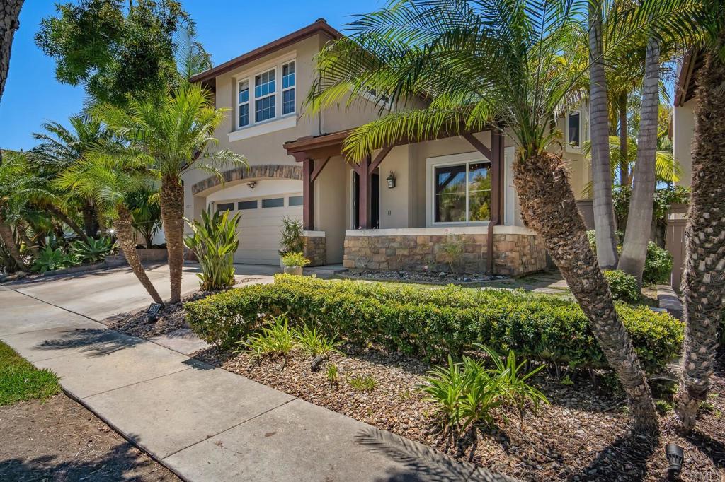 1157 Alexandra Lane