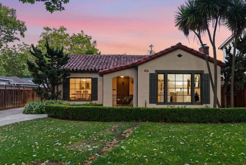 Photo of 1620 Hanchett Avenue, San Jose, CA 95128 (MLS # ML82047232)