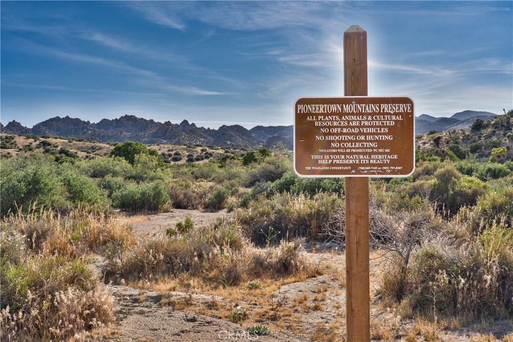 0 Pioneertown Rd