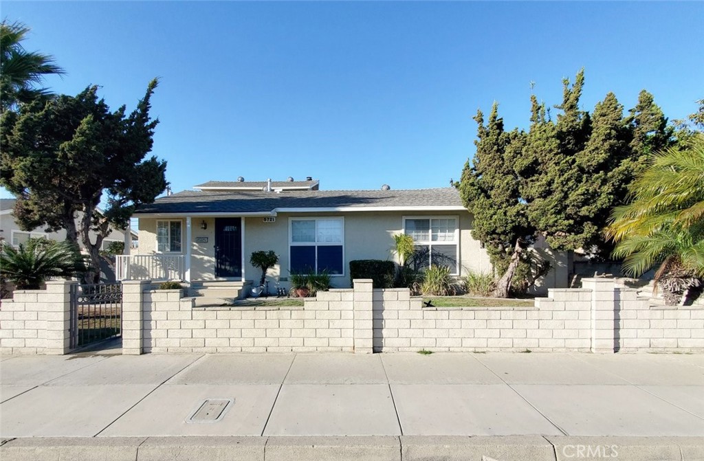 5721 Orange Avenue