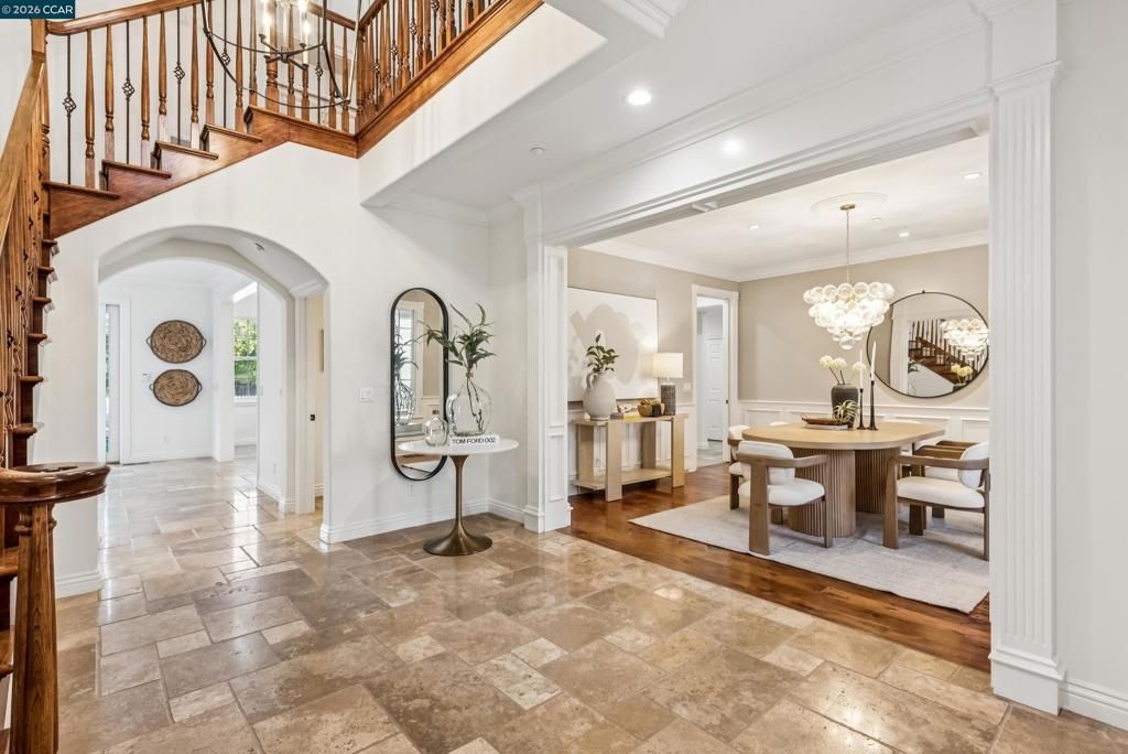 Photo of 45 45 Lark Place Ln, Alamo, CA 94507 (MLS # 41122572)