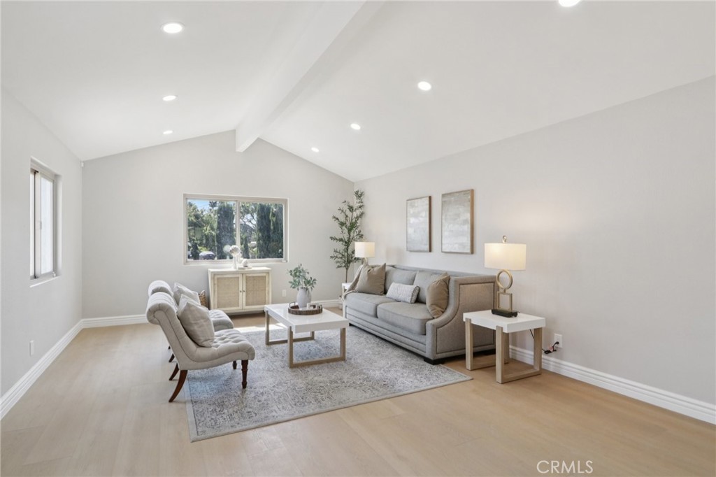 15631 Harvest Street