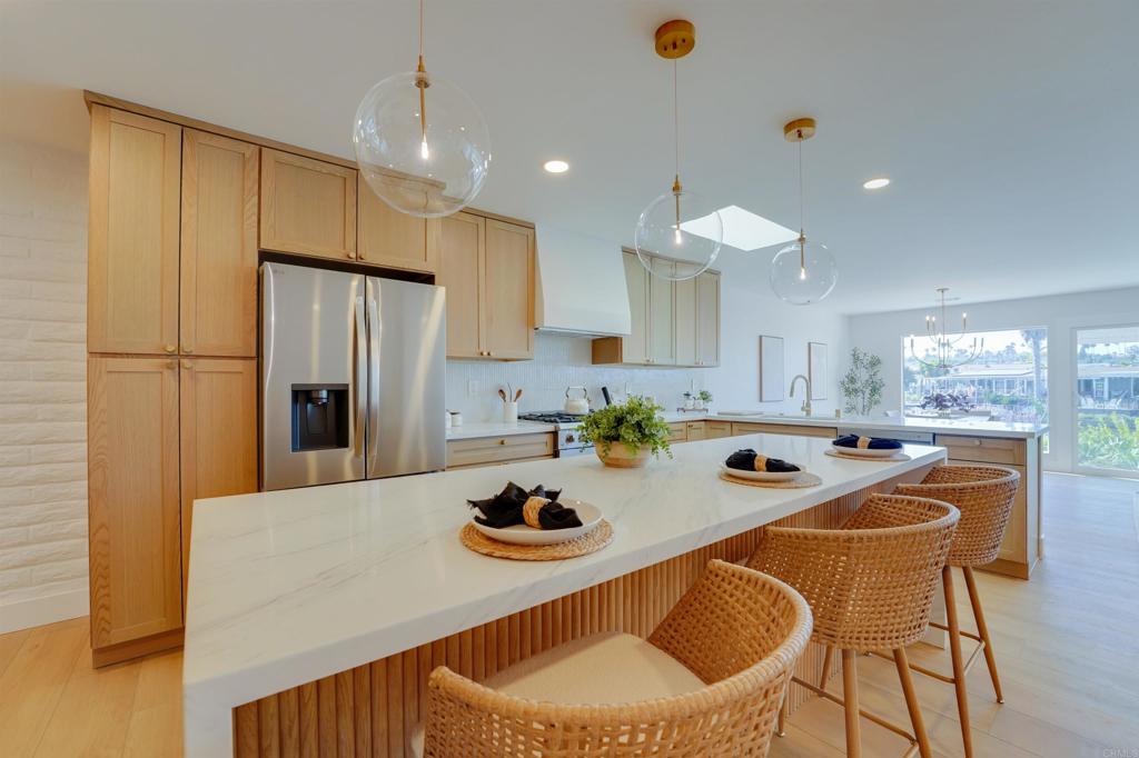 1470 La Linda Drive