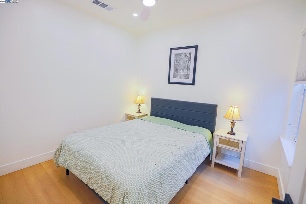 WEST OAKLAND - Residential