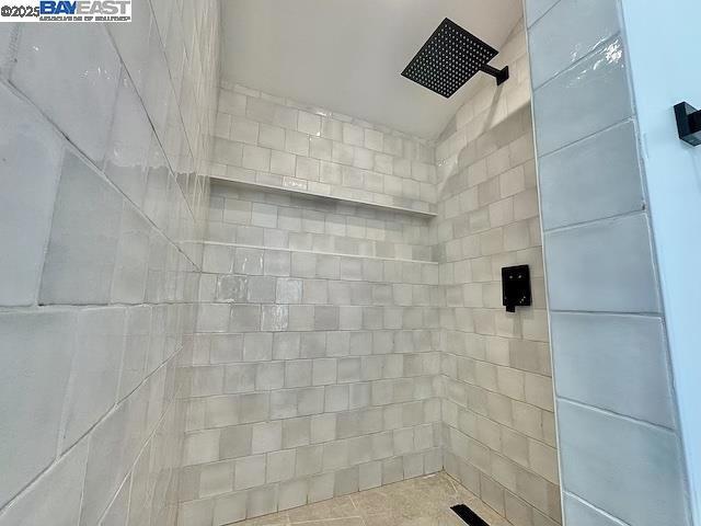 WEST OAKLAND - Residential