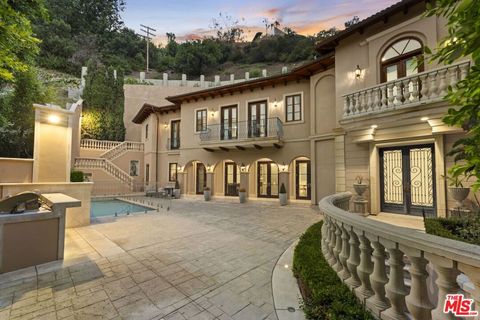 Photo of 1465 N Robmar Drive, Beverly Hills, CA 90210 (MLS # 26838775)
