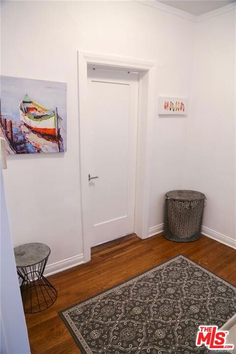 Tiny photo for 601 S Sweetzer Avenue, Los Angeles, CA 90048 (MLS # 25613899)