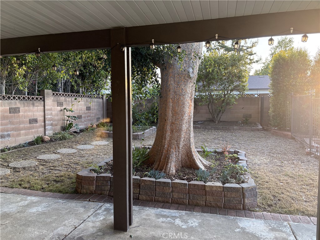 6621 Berquist Avenue
