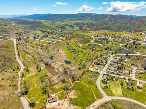 Photo of 14780 Elizabeth Lake Road, Lake Elizabeth, CA 93532 (MLS # NP25140550) Photo of 14780 Elizabeth Lake Road, Lake Elizabeth, CA 93532 (MLS # NP25140550)