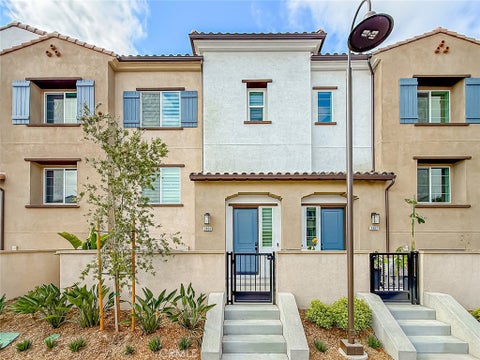 Photo of 2860 Via Descanso, Camarillo, CA 93012 (MLS # SR26137418)