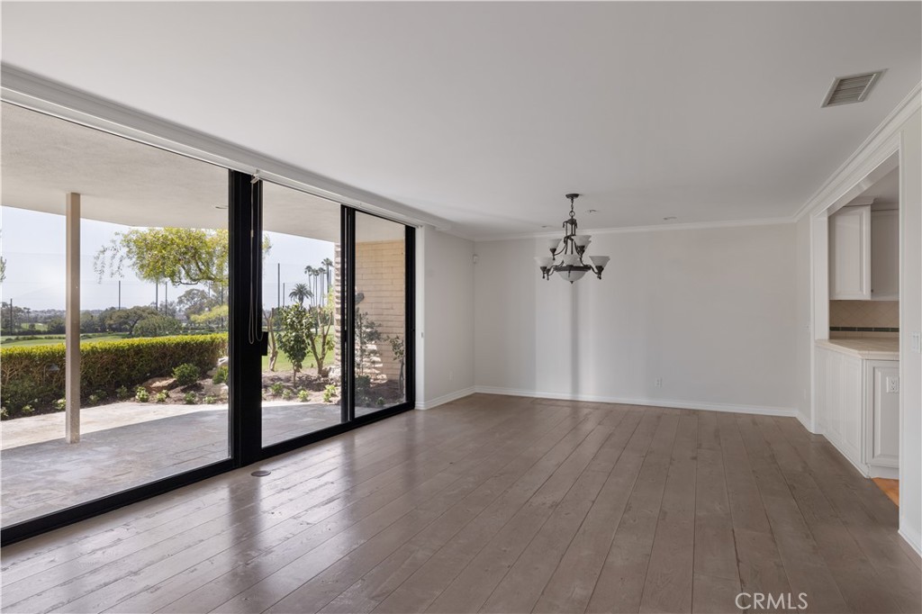 1061 Granville