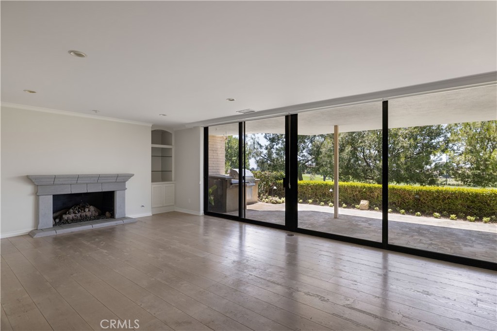 1061 Granville
