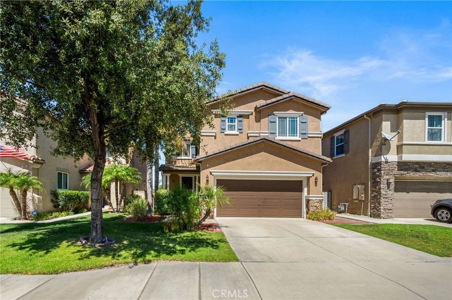 Beautiful two-story home featuring 4 bedrooms and 2.5 bathrooms with a spacious layout and stylish finishes. The kitchen boasts an island, decorative backsplash, and accent lighting, perfect for cooking and entertaining. Relax in the living room with a cozy fireplace or retreat to the primary suite with a separate tub and shower. The fenced backyard offers space for outdoor enjoyment, and the 2-car garage provides ample storage. Schedule a showing today!