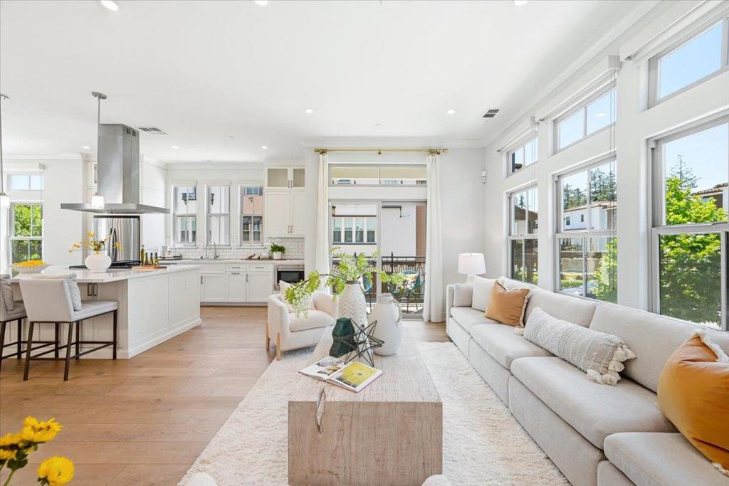 2360 Toledo Terrace
