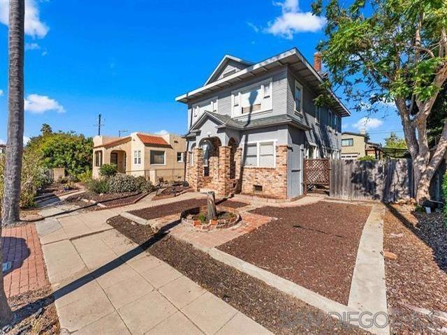 4655 Campus Ave