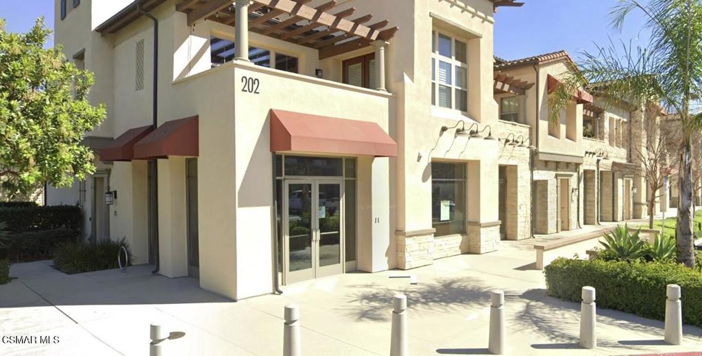 202 Village Commons 13