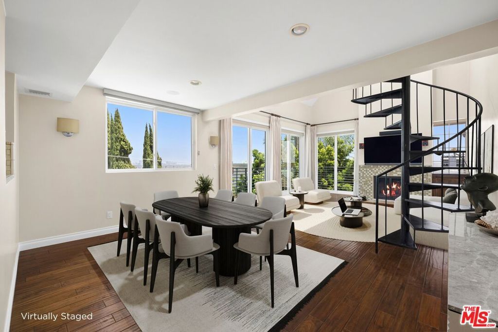 Photo of 1129 Larrabee Street #15, West Hollywood, CA 90069 (MLS # 26852493)
