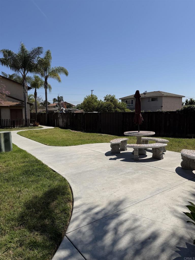 3285 Ocean View Blvd 22