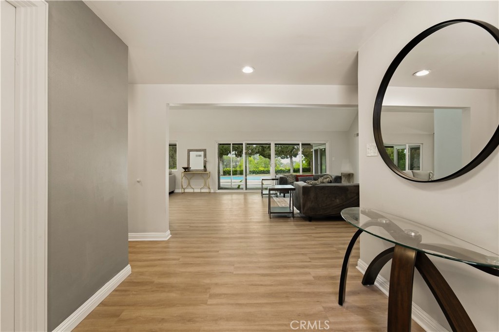 15701 Royal Ridge