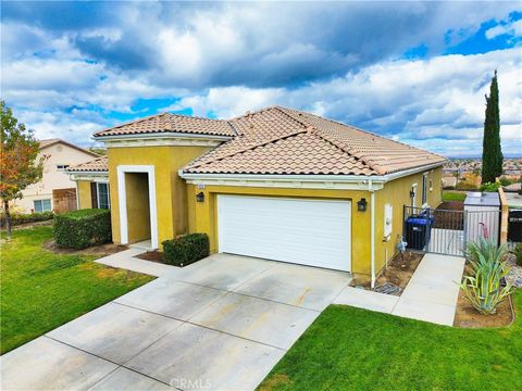 Photo of 1659 Date Palm Dr, Palmdale, CA 93551 (MLS # SR25263232)