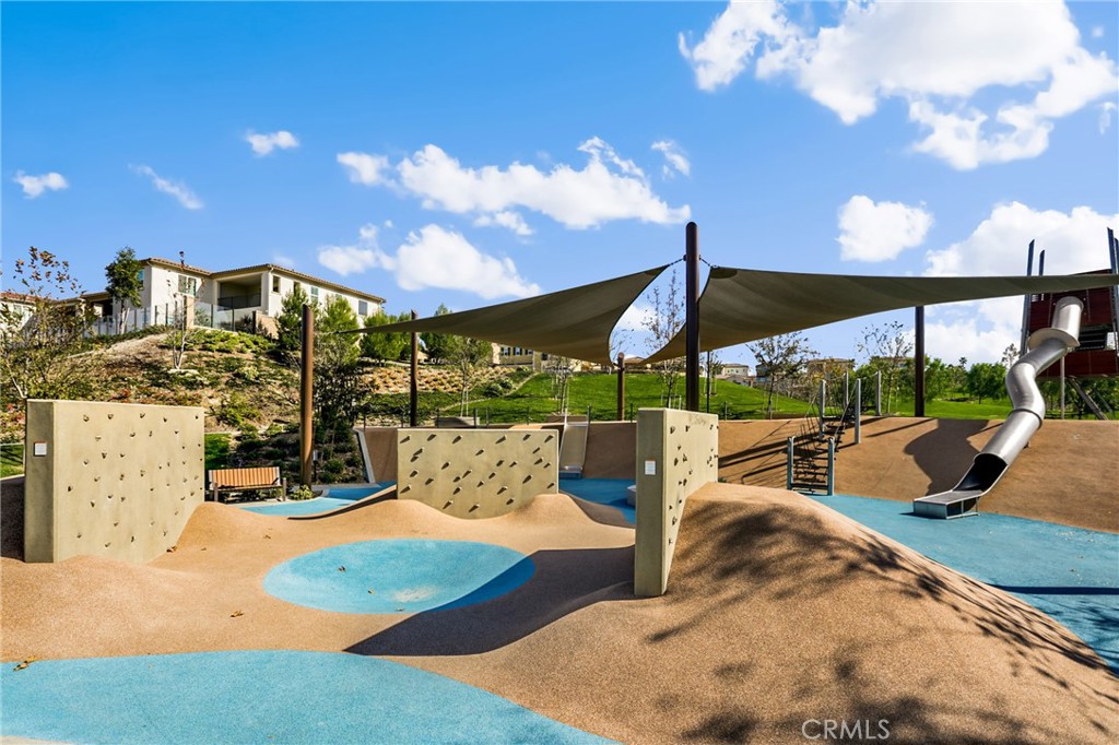 PARKVIEW (BKPKV) - Residential