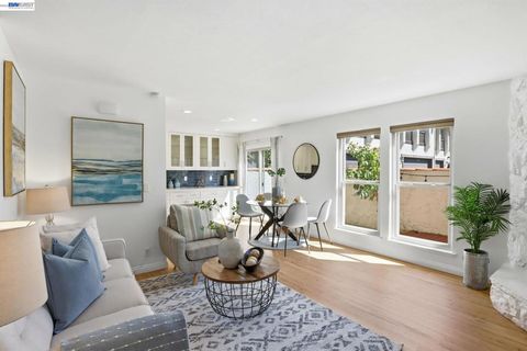 Photo of 410 Puerto Pl Pl, Hayward, CA 94541 (MLS # 41127127)