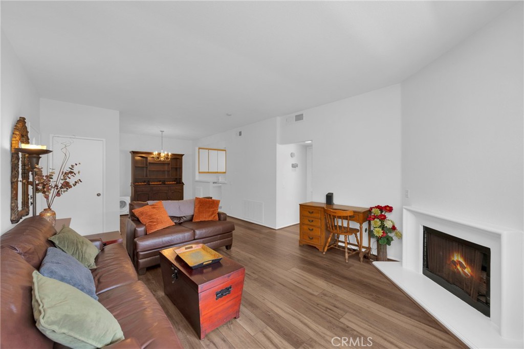 290 Villa Point Drive, Newport Beach CA 92660 - Photo 8