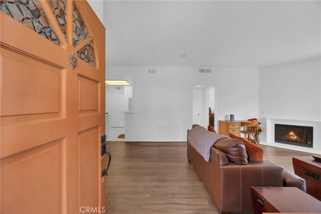 290 Villa Point Drive