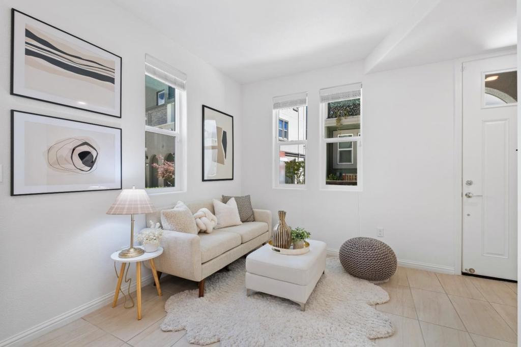 1452 Lavender Loop