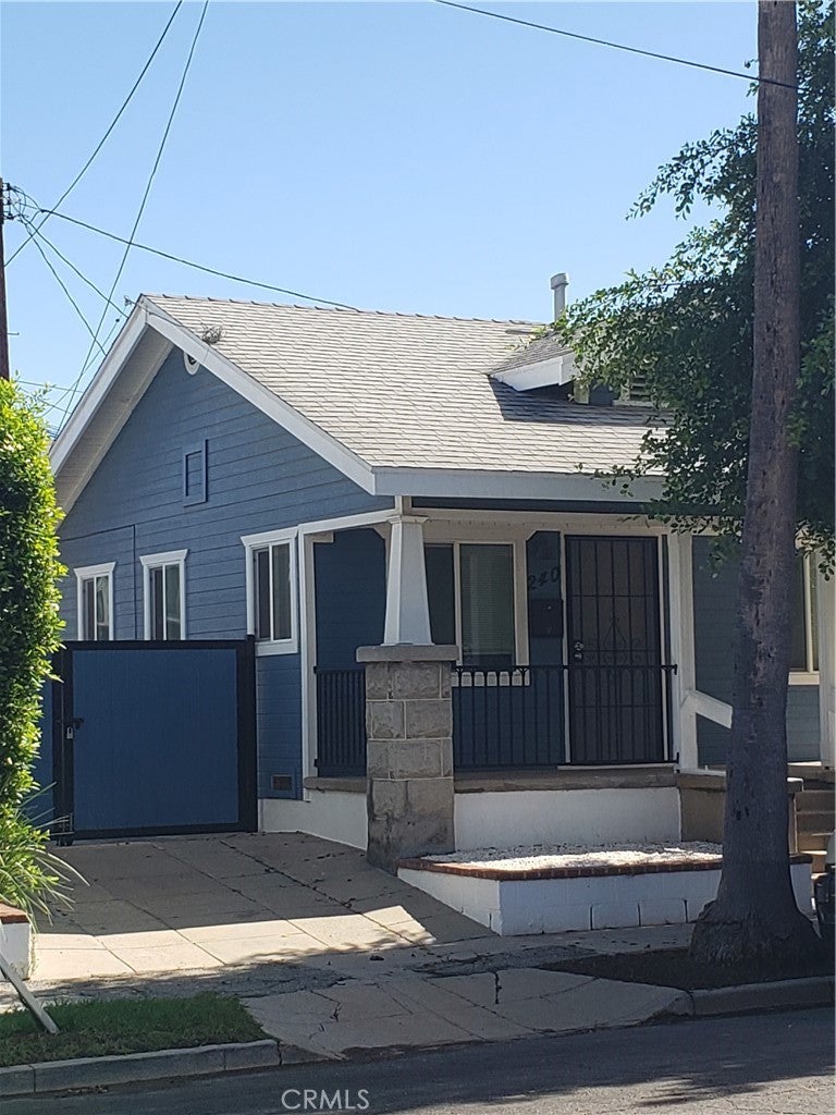 240 N Meyler
