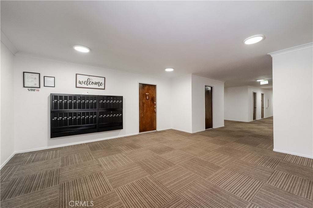 215 S Madison