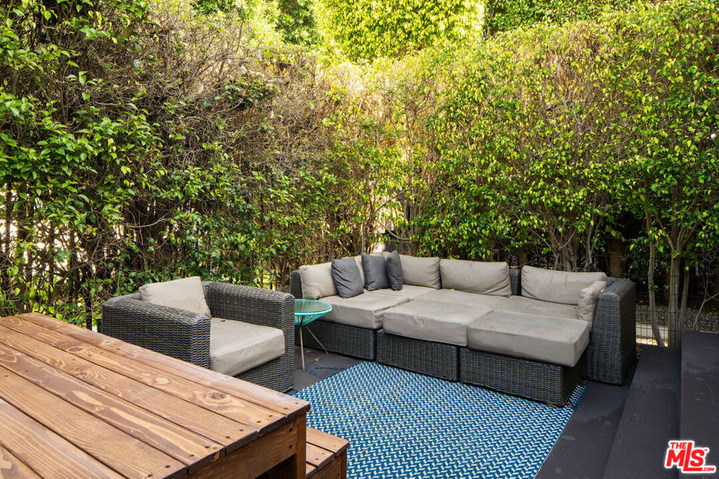 608 Westminster Avenue