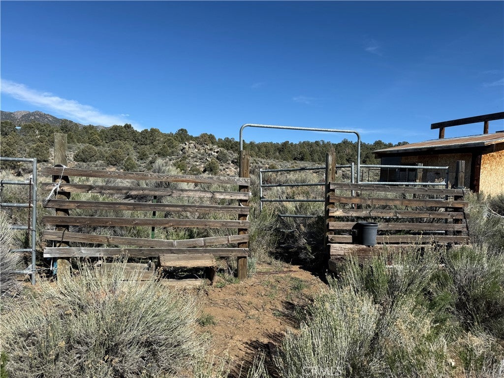0 310-240-001 Kennedy Meadows Road